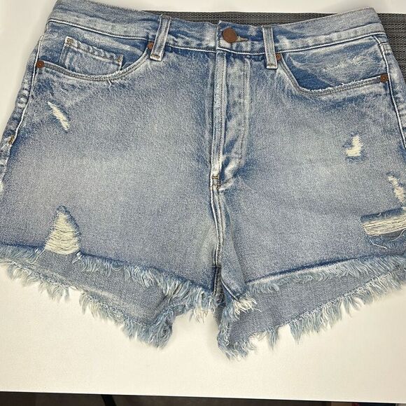 BlankNYC Distressed High Waist Denim Jean Shorts Woman’s 30 - Picture 4 of 8